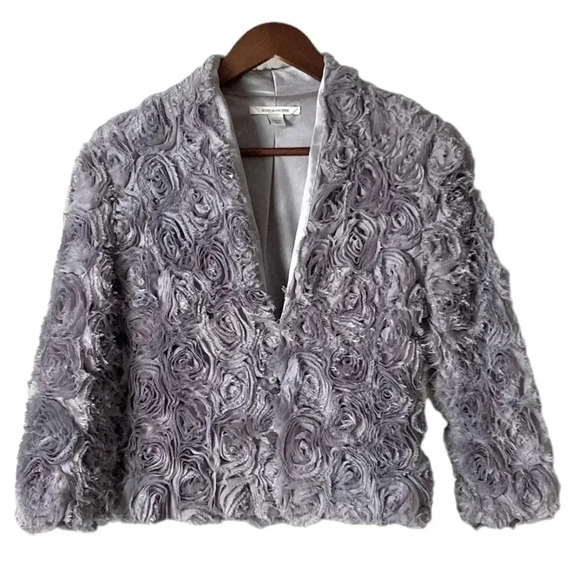 BOSTON PROPER | Gray Rosette Cropped Jacket Size 4 - Picture 2 of 7
